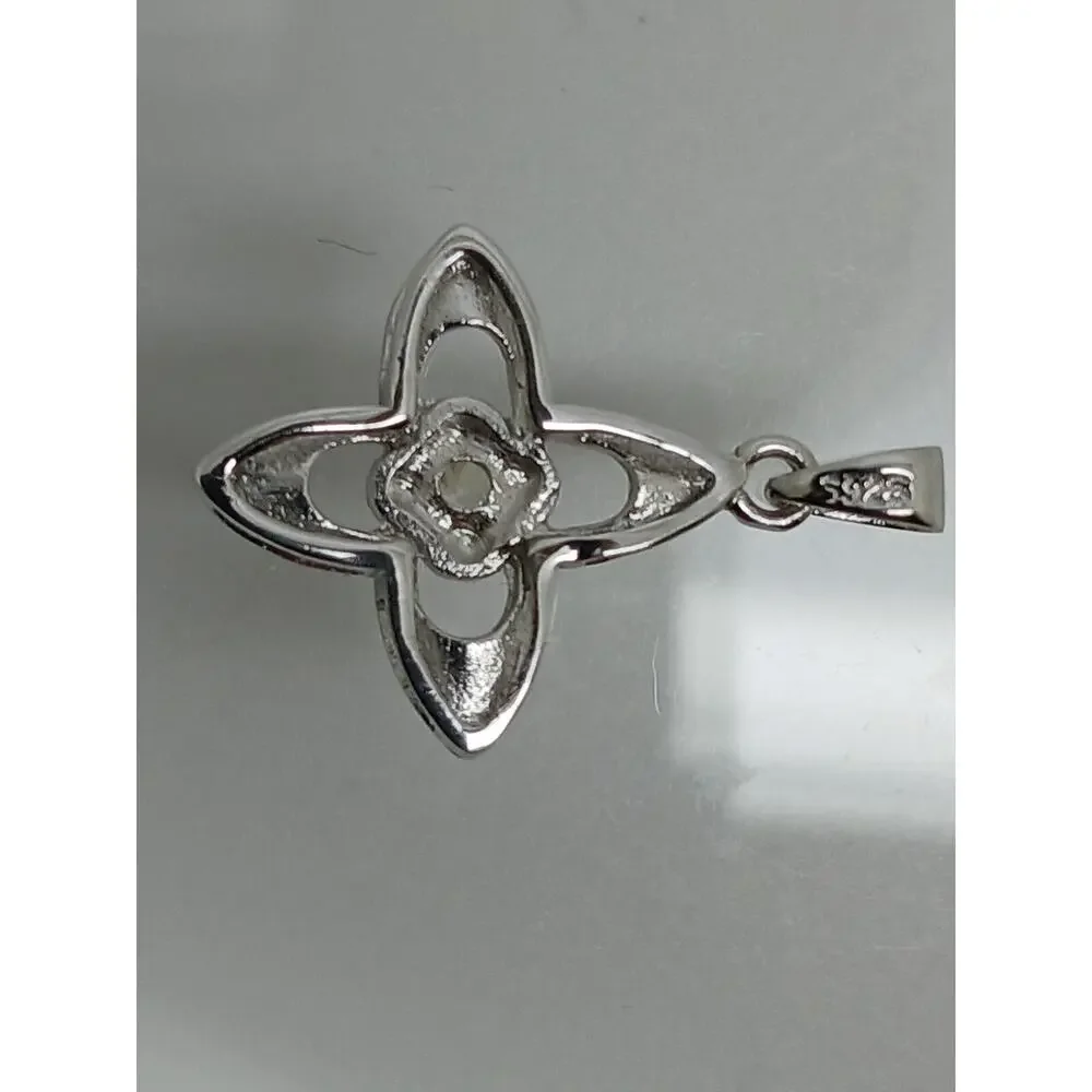 1990's Vintage Sterling Silver Simulated Diamond 4 Leaf Clover Pendant New Rare